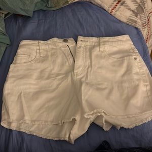 Target wild fable white high rights jean shorts (never worn too big) size 12